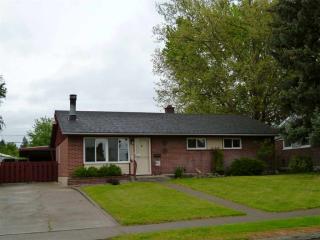 5206 Princeton Pl, Spokane WA  99205-2042 exterior