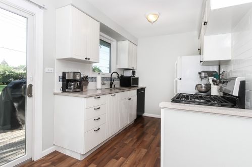 442 Cochise Ct, Carol Stream IL  60188-1516 exterior