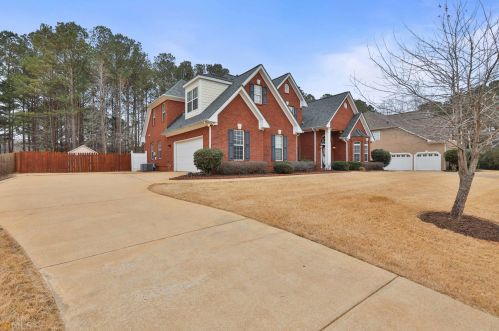 170 Middleton Trce, Newnan, GA 30265-3175