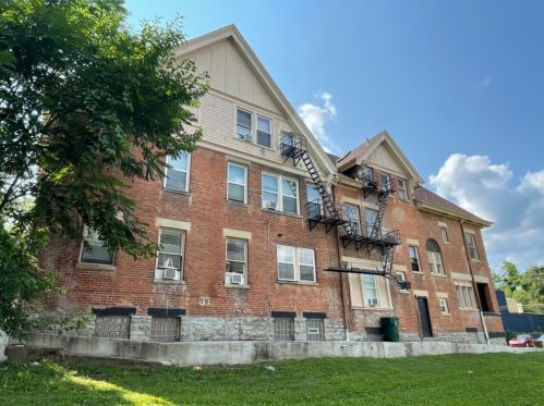 671 Glenwood Ave, Cincinnati OH  45217-2108 exterior