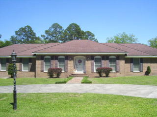 962 Wood Valley Rd, Waycross, GA 31503-9565