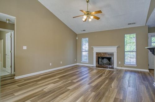 4072 Peachtree Farms Rd, Rex GA  30273-1380 exterior