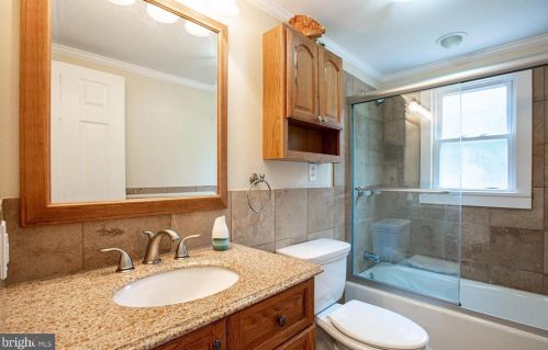 49 Albemarle Ave, Trenton NJ  08638-3501 exterior