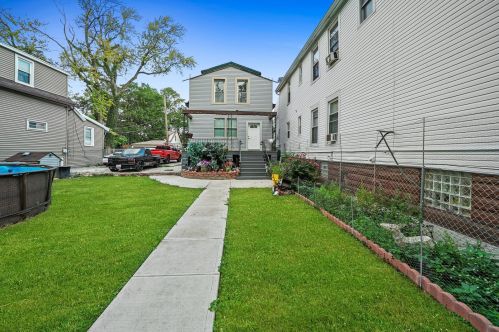 4826 Ferdinand St, Chicago, IL 60644-2008