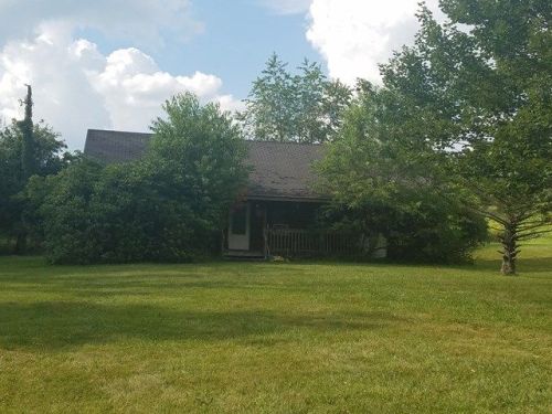 912 Rocky Hollow Rd, Troutdale, VA 24378-2279