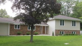 23 Guildford Dr, Bourbonnais, IL 60914-1658