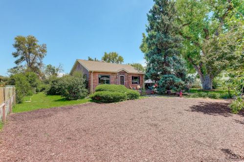 850 Kendall St, Denver CO  80214-2313 exterior