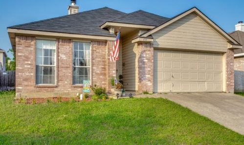 4710 Orchard Ridge Dr, Garland, TX 75043-8238