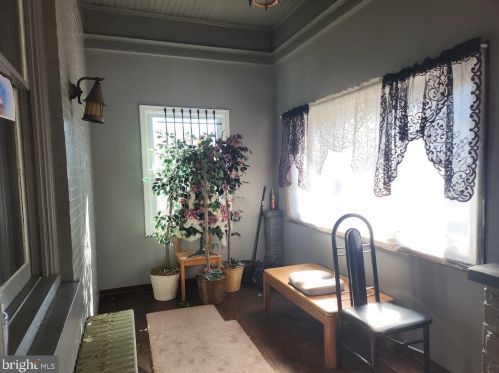 4937 11 St, Philadelphia PA 19112-1308 exterior