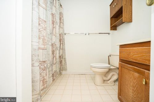 337 Woodland Grn Ct, Aberdeen MD  21001-2946 exterior