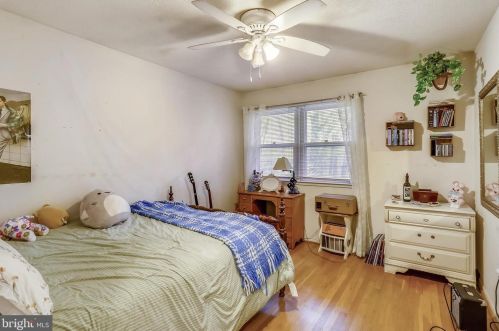 9527 Clement Rd, Silver Spring MD 20910-1643 exterior