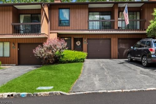 958 Treetops, Wharton, NJ 07885-1774