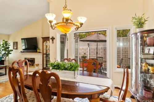 5 Fulton, Irvine CA  92620-3349 exterior