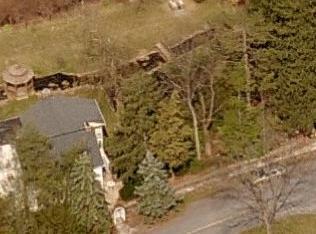 191 Ridge Dr, Carlisle PA  17015-9711 exterior