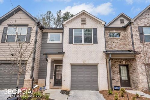 3132 Meadowstone Ln, Atlanta GA  30331-2939 exterior