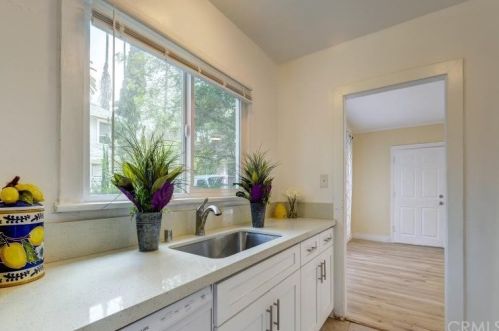 3341 Chestnut St, Riverside CA  92501-2731 exterior