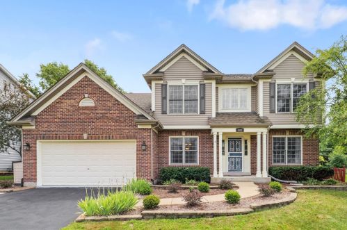 608 Hammer Ln, North Aurora, IL 60542-9155
