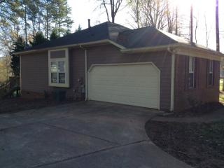 2901 Cross Tie Ln, Matthews NC  28105-1228 exterior