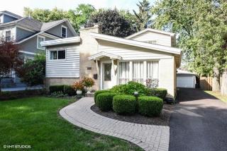 336 Justina St, Oak Brook, IL 60521-2417