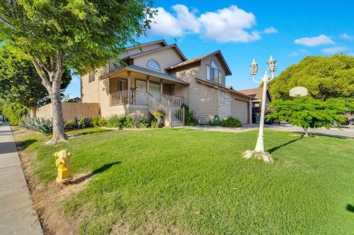 1613 Waterloo Ct, Modesto, CA 95358-7105