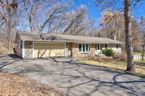 302 Cimarron Rd, Saint Paul MN  55124-9751 exterior