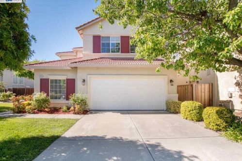 3553 Rathbone Way, Pleasanton, CA 94588-8401