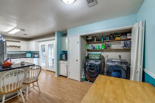 420 Farrer St, Angleton TX 77515-5027 exterior