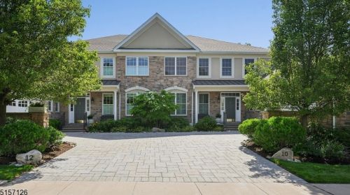 10 Lara Pl, Warren, NJ 07059-3007