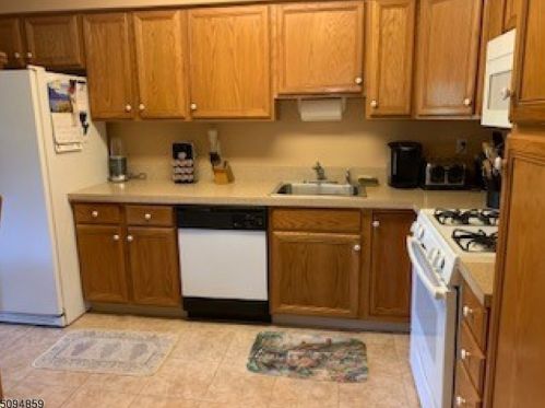 219 Canal Way, Hackettstown NJ  07840-1274 exterior