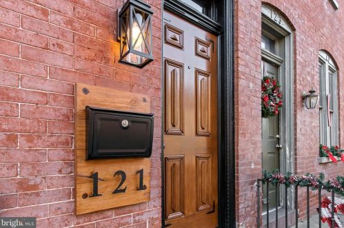 121 Howard Ave, Lancaster, PA 17602-3605