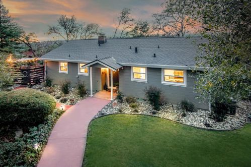 110 Donnington Ave, Auburn, CA 95603-5307