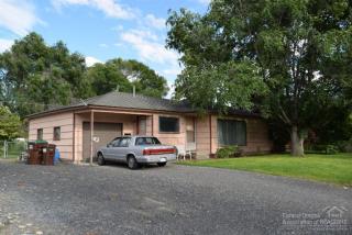 660 Dunham St, Prineville, OR 97754-2818