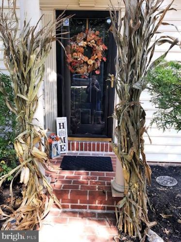 1471 Randow Rd, York, PA 17403-3061