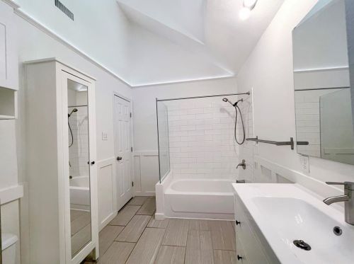 10837 Gable Dr, Dallas TX  75229-6902 exterior