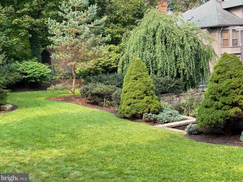 1407 Mahantongo St, Primrose PA 17901-3307 exterior