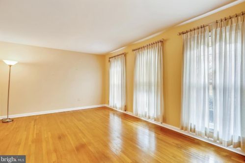 14120 Rippling Brk Dr, Silver Spring MD 20906-2302 exterior