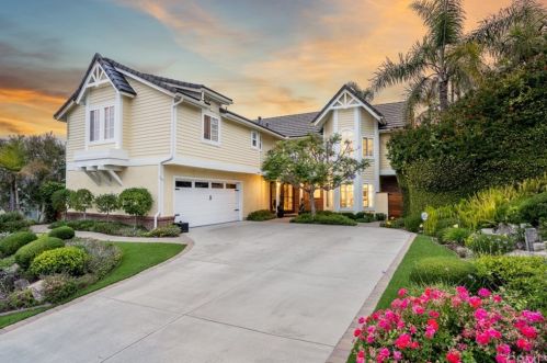 614 Calle Hidalgo, San Clemente, CA 92673-3002