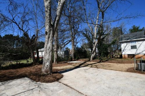 1045 Coleman St, Atlanta GA  30310-3123 exterior