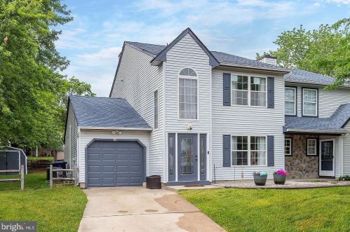 314 Stonehouse Ln, Harrison Township, NJ 08062-2208