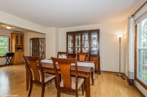 1288 Narragansett Dr, Carol Stream, IL 60188-6055
