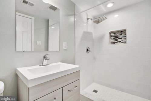 13312 Kara Ln, Silver Spring MD 20904-3425 exterior