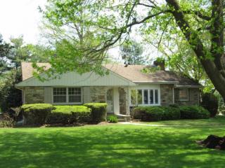 1548 Santa Barbara Dr, Lancaster, PA 17601-4143