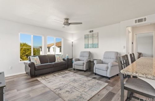 5040 Codorniz Way, Oceanside, CA 92057-4544