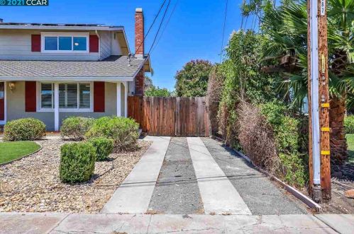 3719 Parkmall Ct, Concord CA  94519-1421 exterior