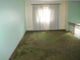 1110 Geneva Ave, Columbus OH  43223-2508 exterior