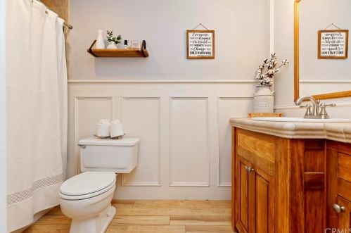 20101 Camino Del Sol, Riverside CA  92508-2423 exterior