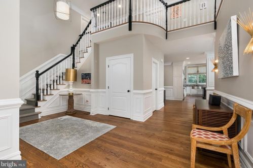 351 Snowden Ln, Princeton, NJ 08540-3631