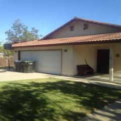1925 Valley View St, Conejo, CA 93662-4028