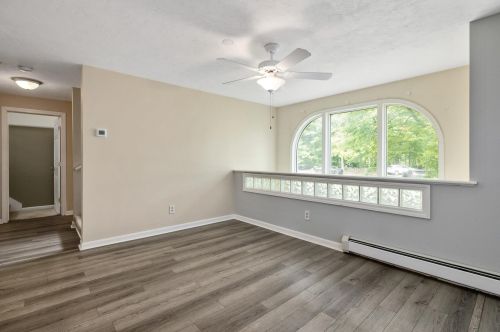 50 Alderwood Dr, Stratham, NH 03885-4213