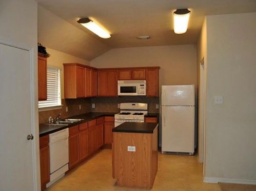 5045 Willow Pt Dr, Conroe TX  77303-3078 exterior
